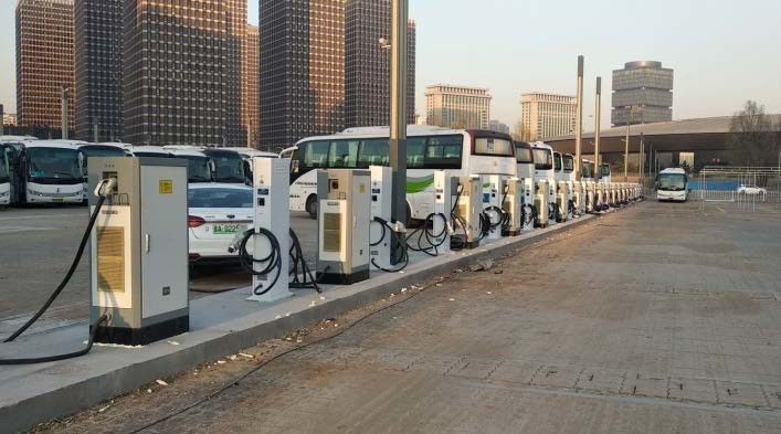 Super-Schnelle Doppelkanone 120KW / 180KW Fußboden-Stand CCS2 Handels DC EV-Ladegerät OCPP 1.6