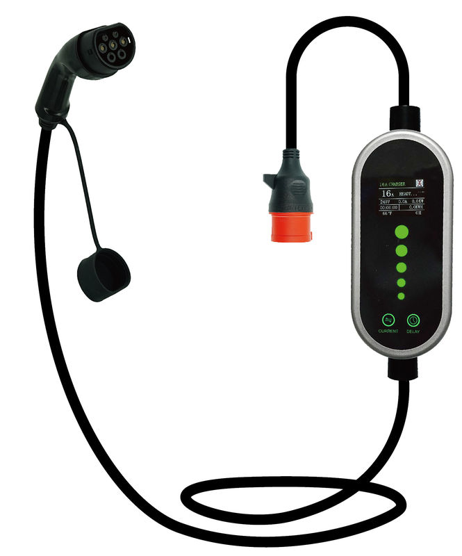 Portable EV-Ladegeräte 7KW Tpe Jacket IEC 62196 Typ2 2.4 Quot LCD CE TUV ROHS